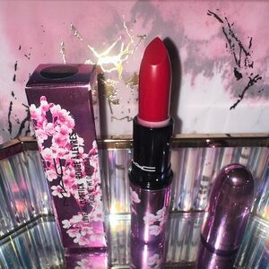 MAC Cheery Cherry Love Me Lipstick